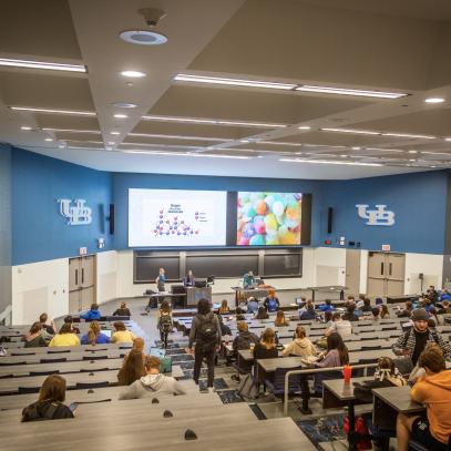 Photo wide shot of technology classroom with active learning technology
