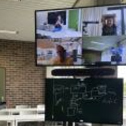 Image of active learning - Hybrid classroom 
